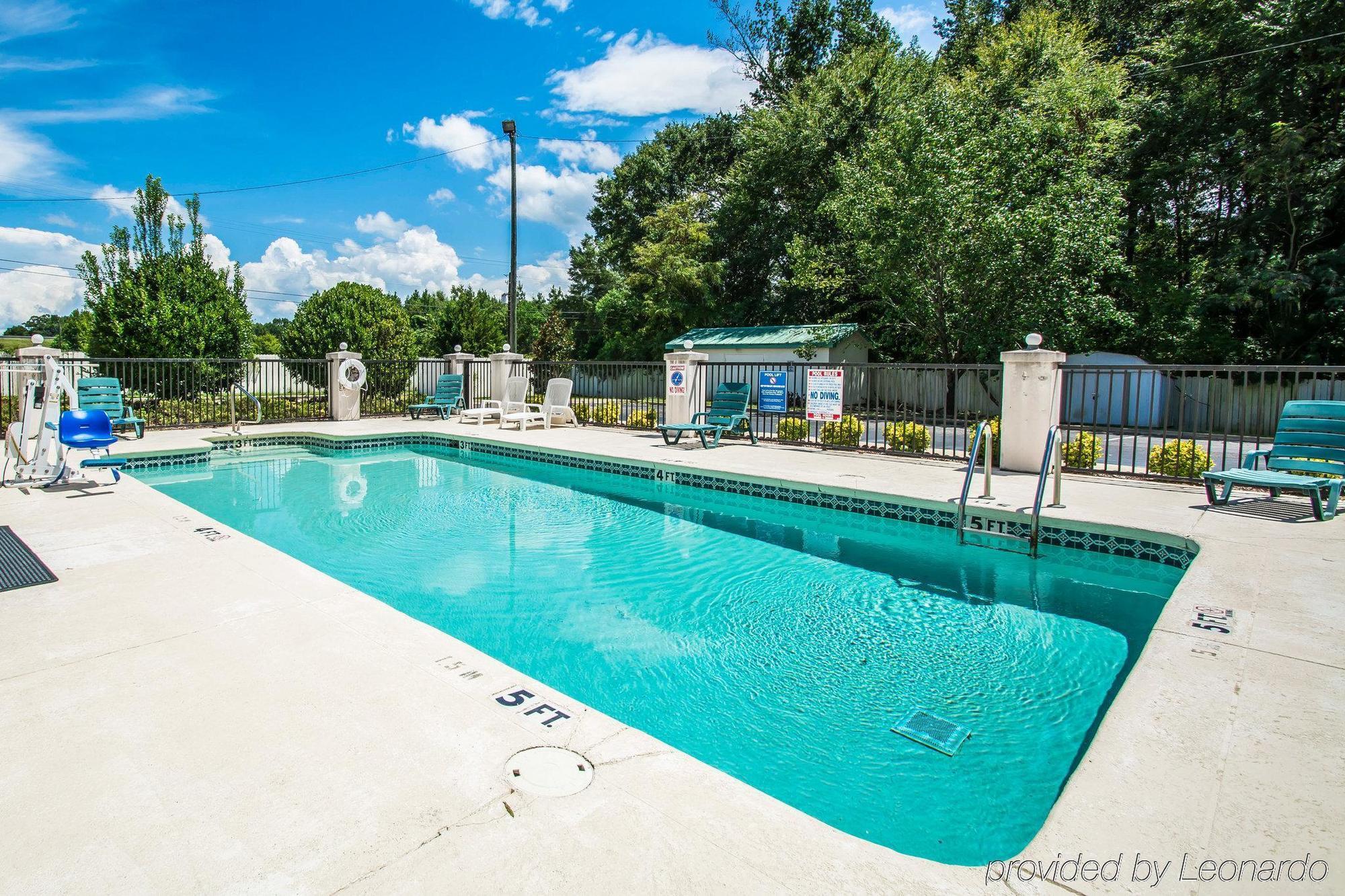 Super 8 By Wyndham Montgomery I-65 Extérieur photo